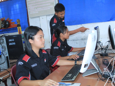 Pratikum  Jurusan TKJ