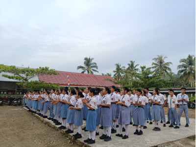 Upacara Pengibaran Bendera